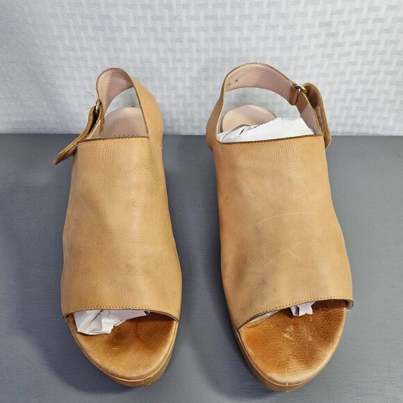 Stuart Weitzman Womens Tan Leather Wedge Sandals 10.5M - Picture 2 of 10